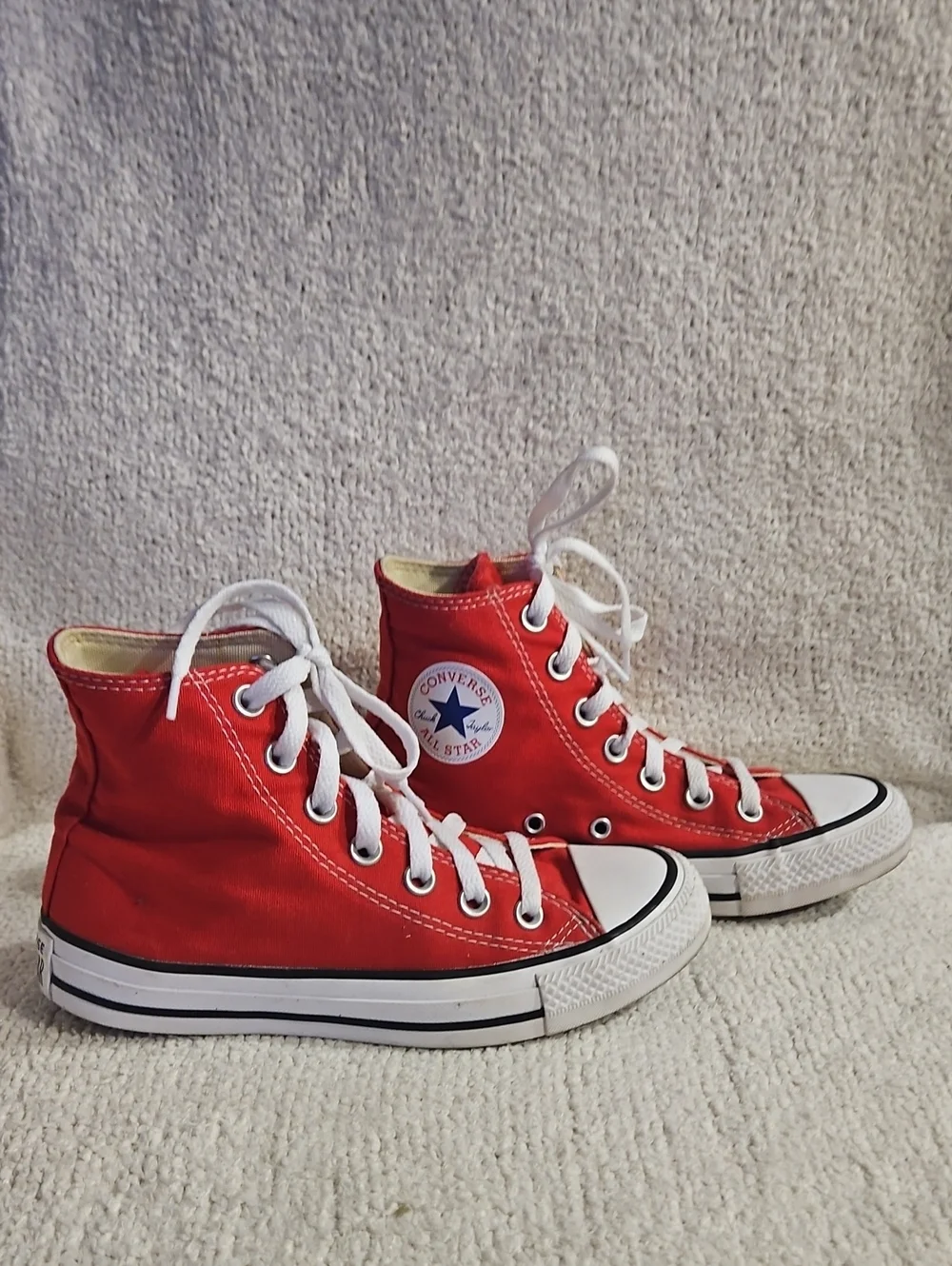 Men's Converse Red High-Top Sneakers Size 5 - Picture 3 of 9